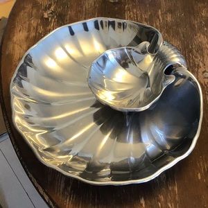 Large Wilton Armetale Shell Hors d’œuvre Dish